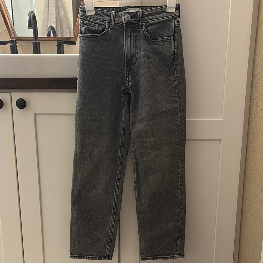 H&M Black Straight Leg Jeans with Timeless Style
